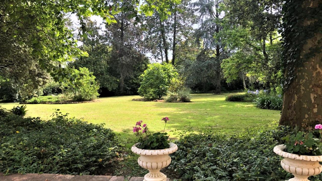 Bed and Breakfast Manoir du Bois Mignon à Le Fleix Extérieur photo